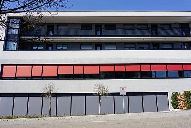 Fenstermarkise zip_2.0 an der MHZ Schweiz in Buchs / Zürich