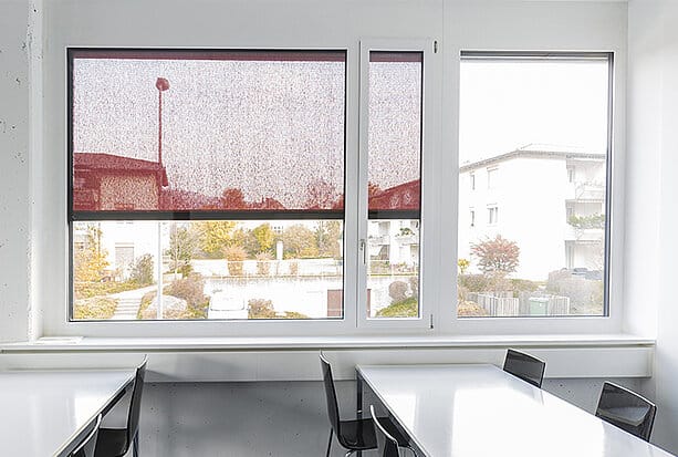 Fenstermarkise zip_2.0 an der MHZ Schweiz in Buchs / Zürich