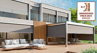 Terrasse mit Pergola und  zip 6 Senkrechtmarkisen, ausgezeichnet mit dem R+T Innovationspreis 2024 Bronze.